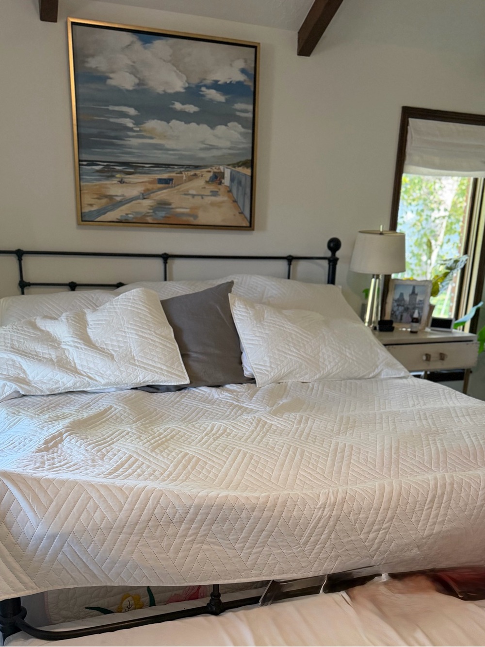 Elegant White Quilted Bedspread with Gray Accent Pillow - Home Bedding Quilts